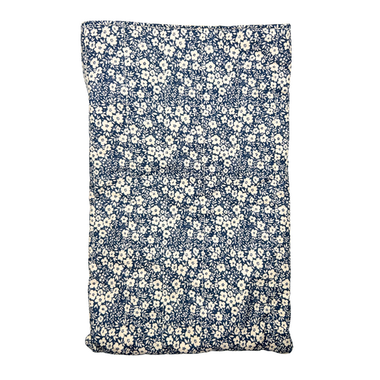Everleigh Quilted Book Sleeve