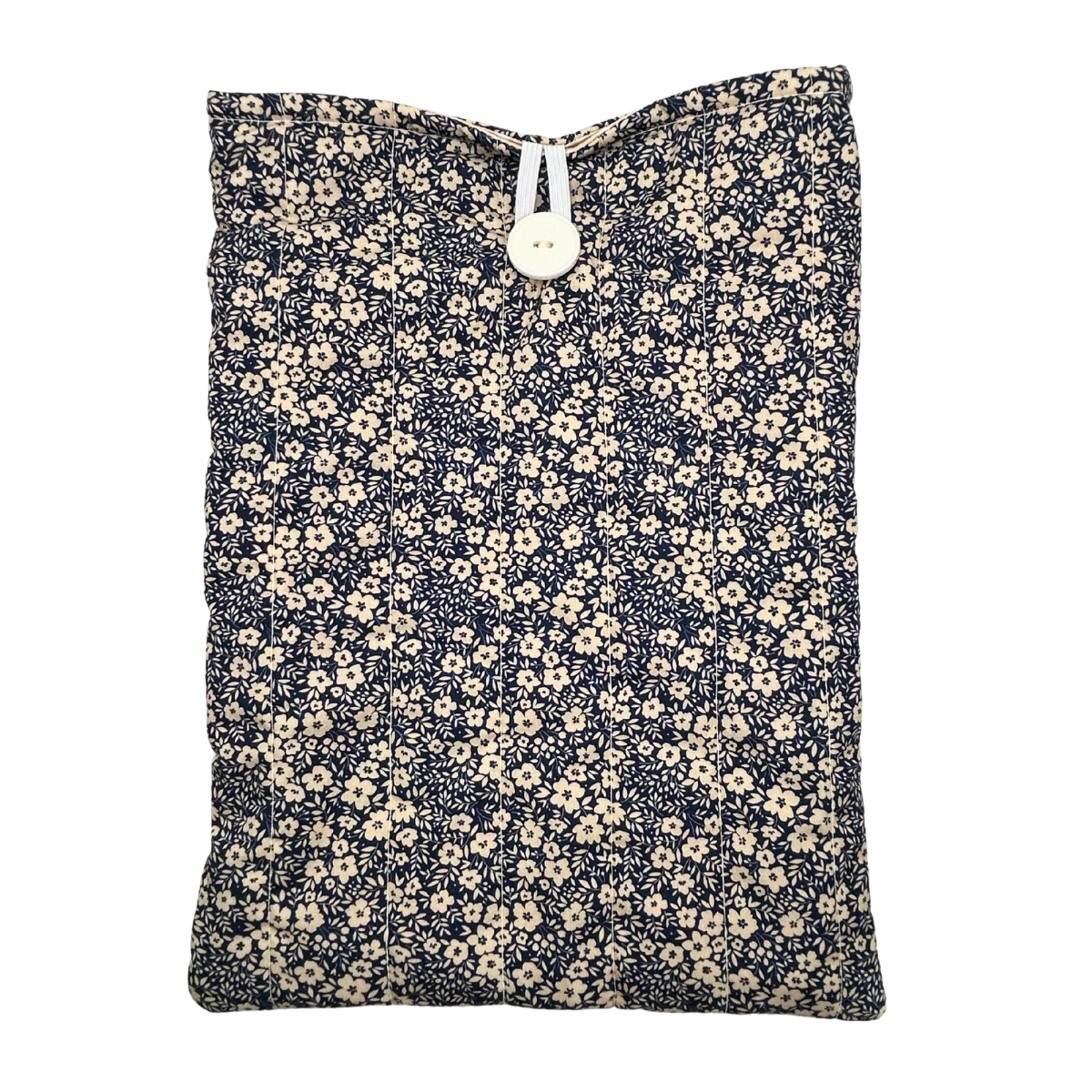 Everleigh Quilted Book Sleeve
