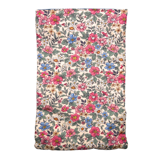 Lillian Quilted Book Sleeve – Blue
