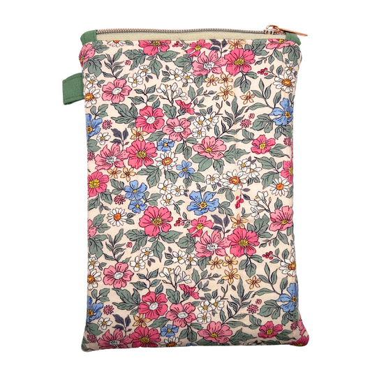 Lillian Quilted Kindle Sleeve (Green)