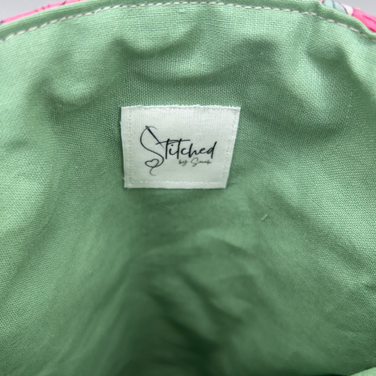 Lillian Quilted Book Sleeve – Green